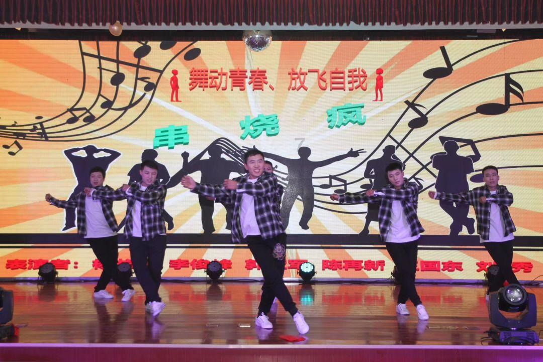 废弃诡异房逃离